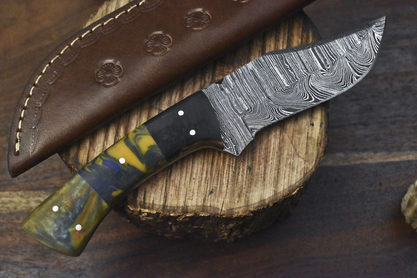 Twist Damascus Skinner Knife – 9" Corian Handle with Micarta Bolster for Fishing & Outdoor Use