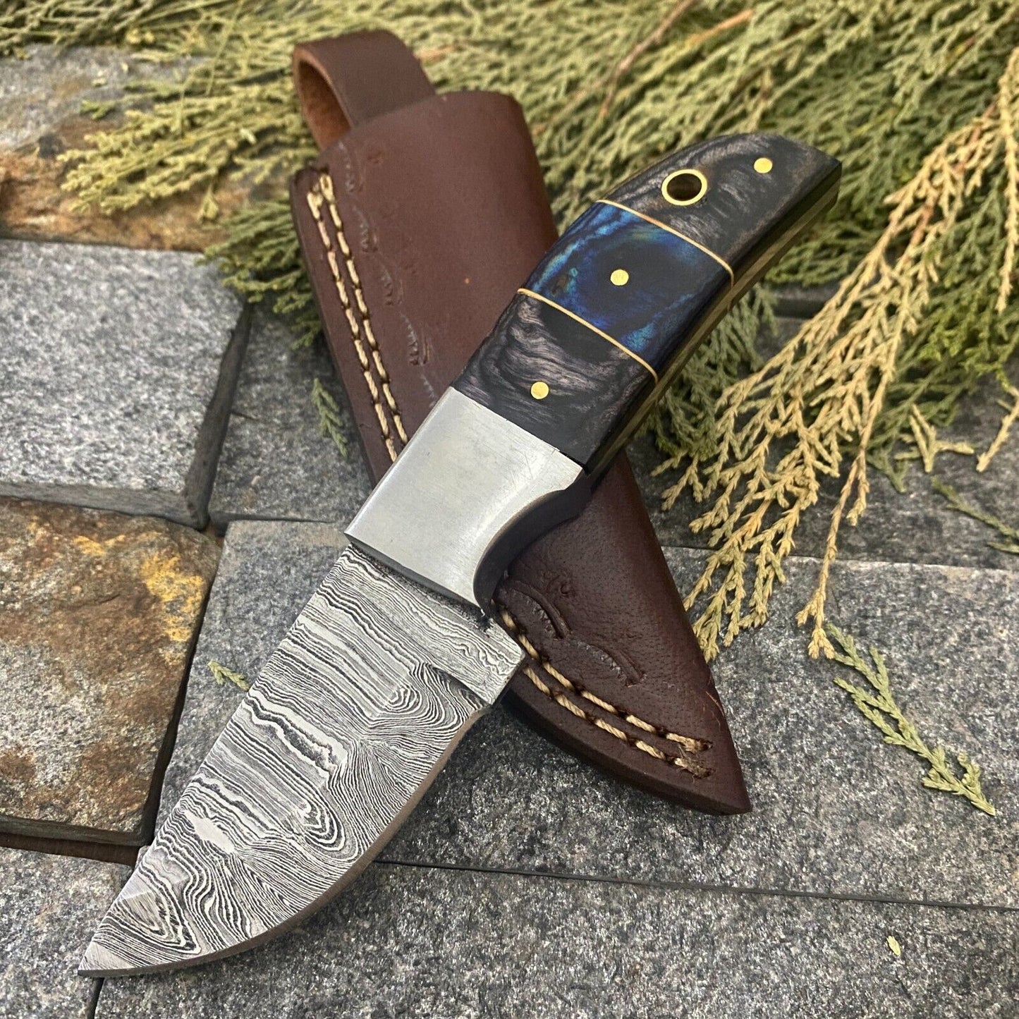 Handmade Damascus Gut Hook EDC Bowie Knife with Wood Handle