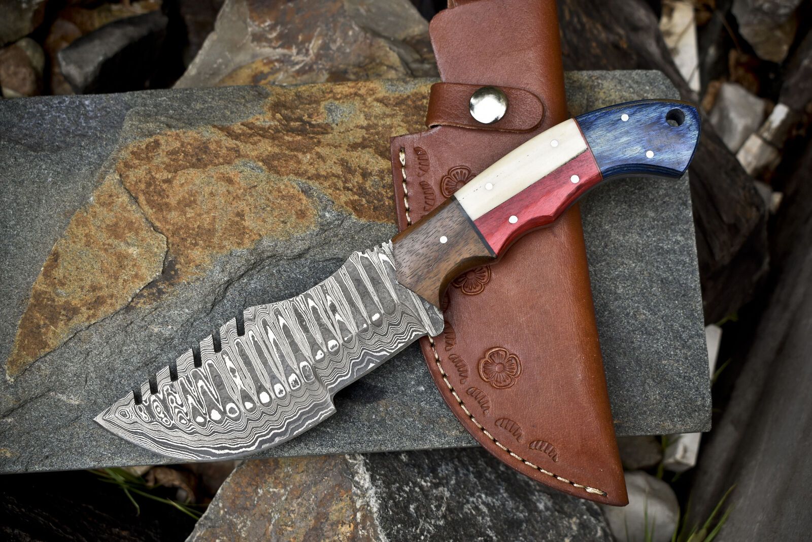 10" Hand Forged Damascus Steel Tracker Knife – Bone & Wood Handle, Ladder Pattern, Bushcraft Hiking Survival