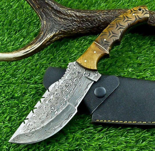 10 Inch Damascus Steel Bowie Tracker Knife with Natural Wood Handle