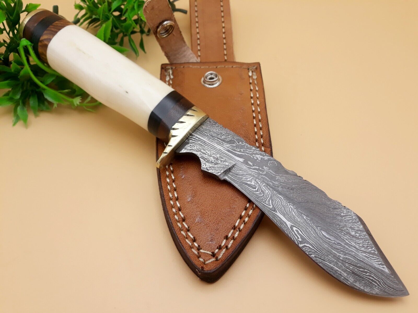 10" Premium Damascus Steel Knife Damascus Bowie Knife With Camel Bone Handle & Sheath