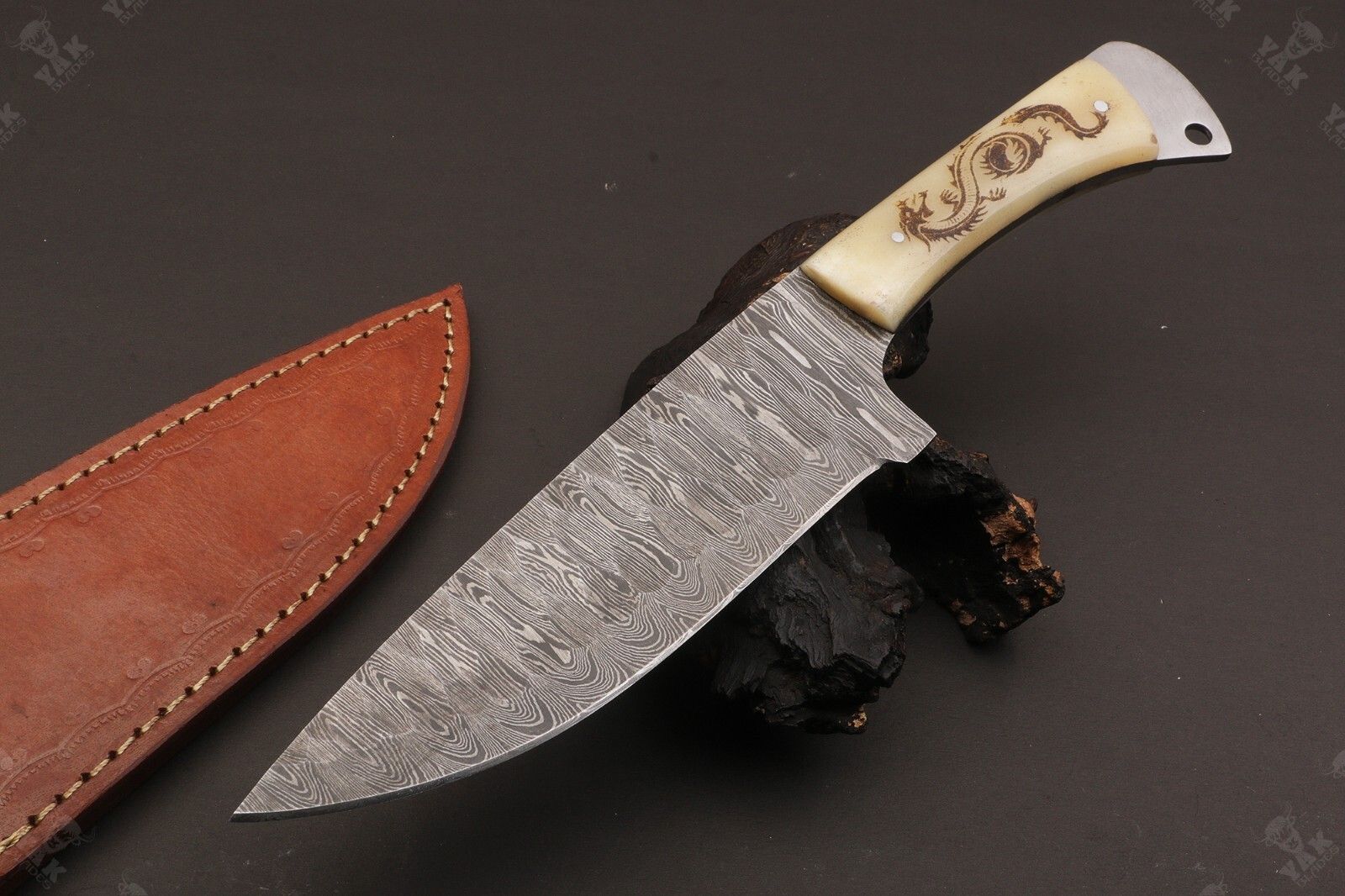 11.5" Custom Twist Damascus Chef Knife Best Damascus Steel Chef Knife with Bone Handle