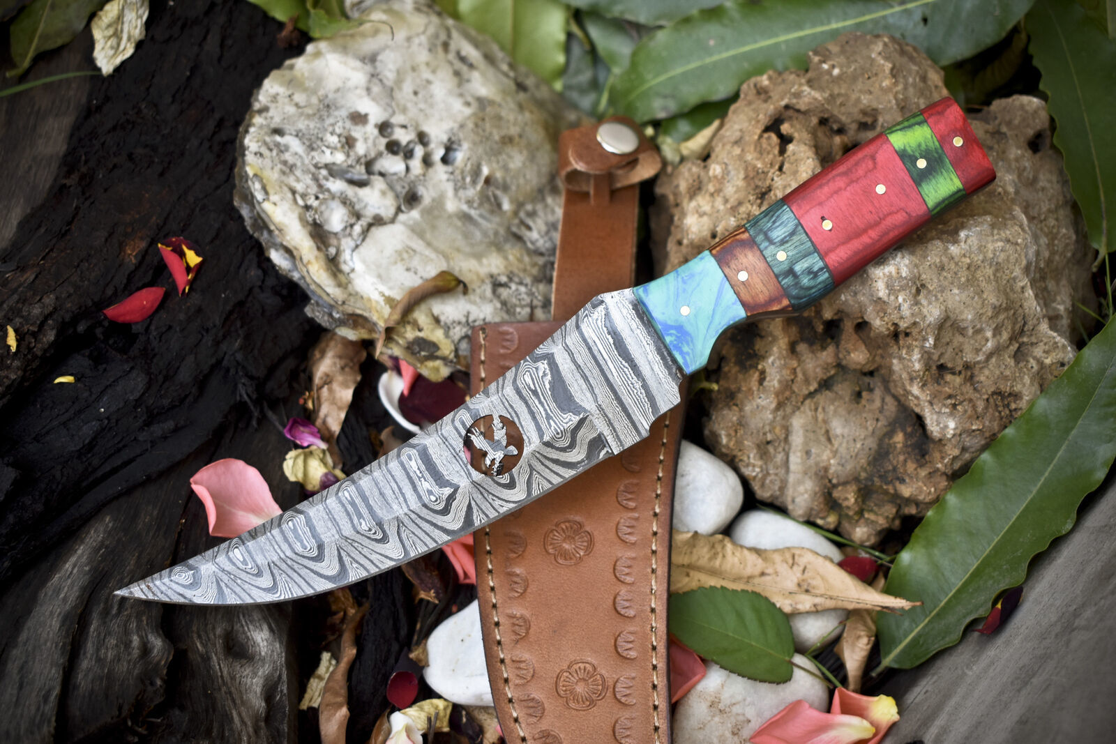 11.5 in Handmade Hunting Skinner Knife Twist Damascus Hard Wood Outdoor