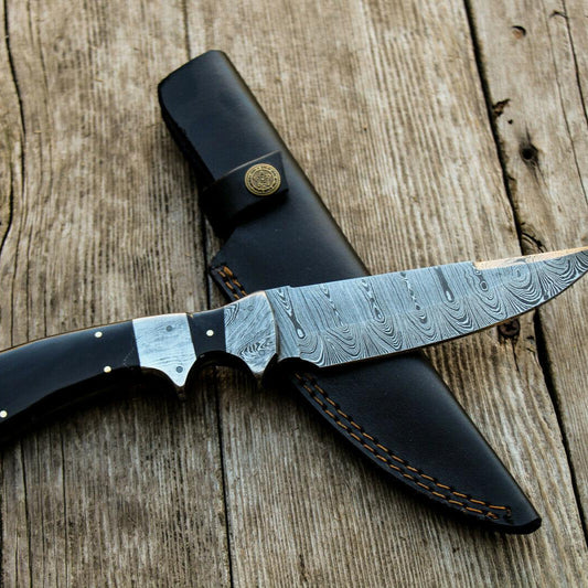 11" Custom Handmade Damascus Hunting Bowie Knife | Water Buffalo Horn Handle | Leather Sheath
