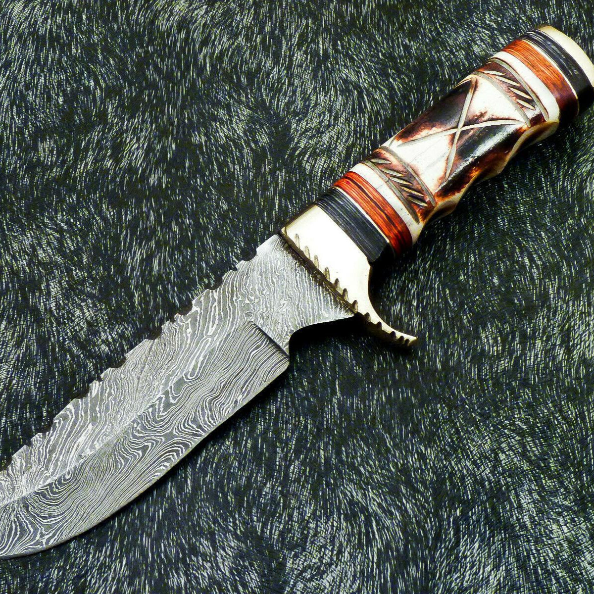 11" Hand Forged Damascus Bowie Hunting Knife – Engraved Camel Bone & Hardwood Handle
