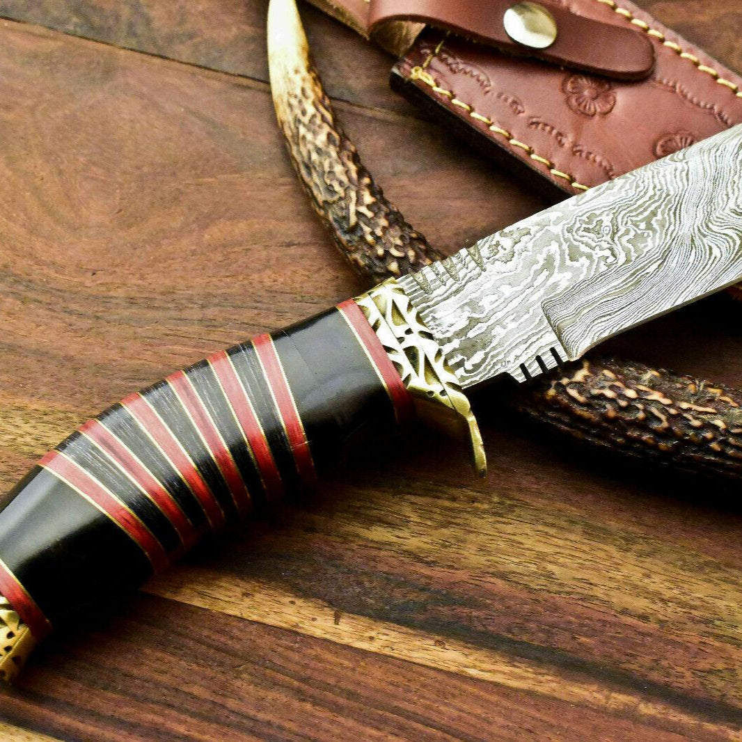 11" Rare Handmade Damascus Bowie Hunting Knife | Hard Wood Handle