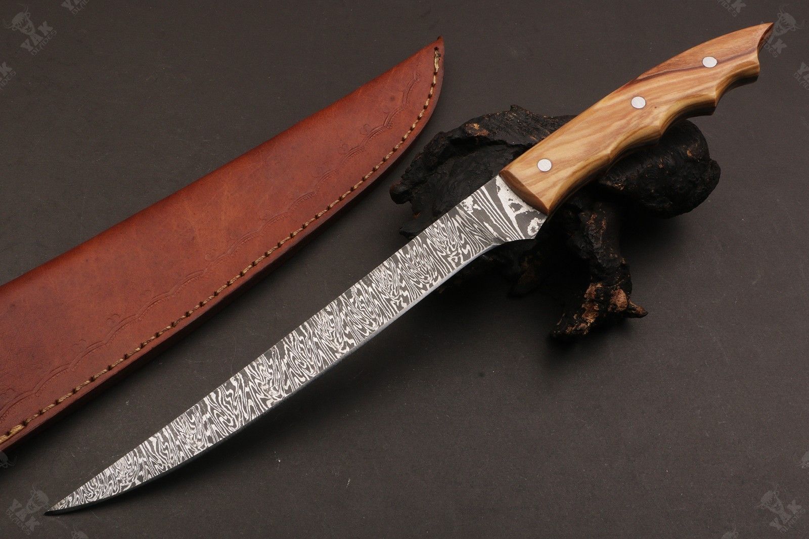 13" Handmade Damascus Fillet Knife Damascus Steel Fillet Knife for Kitchen With Leather Sheath