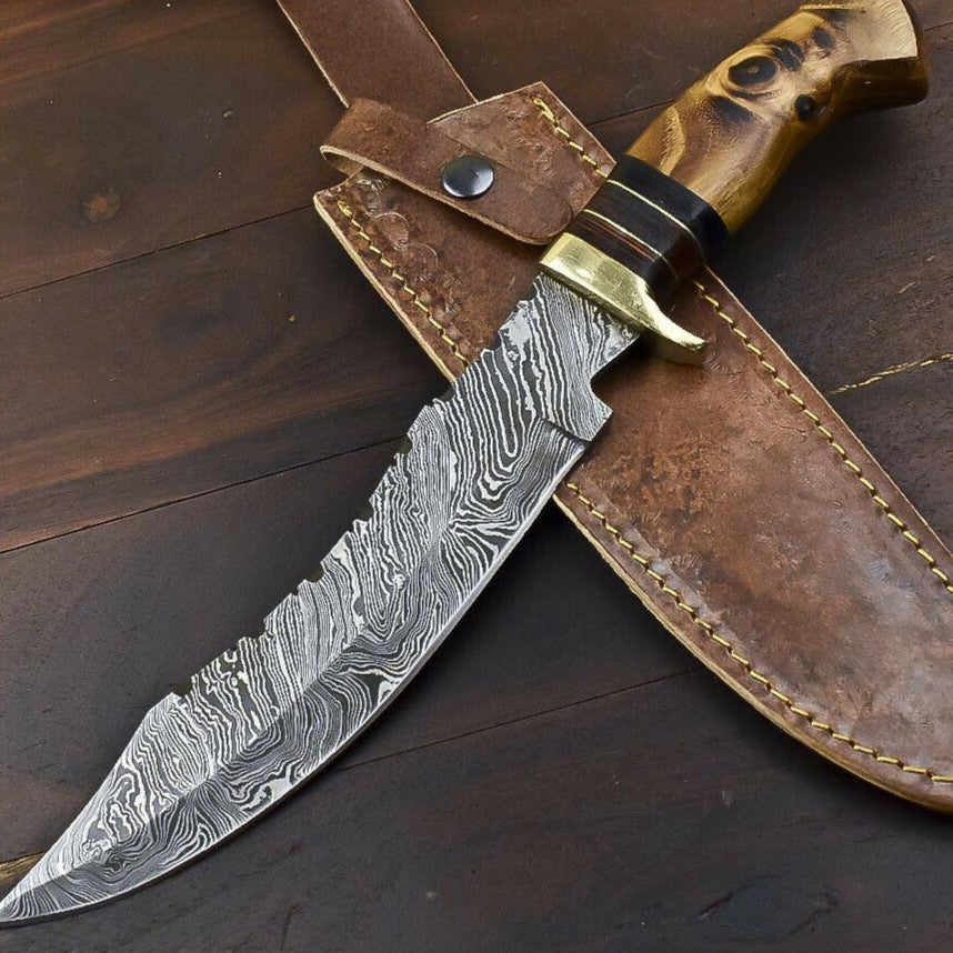 14.5" Damascus Bowie Knife Damascus Steel Knife with Walnut Wood Handle & Sheath