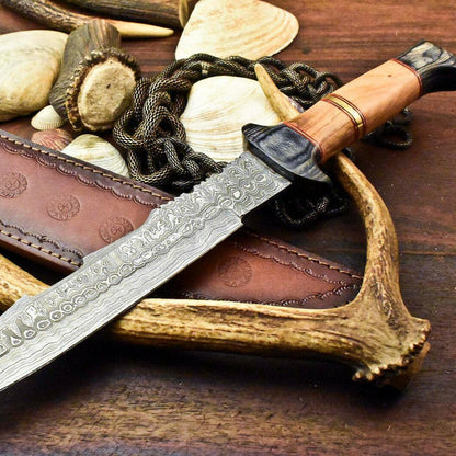 15.5" Damascus Bowie Hunting Knife – Olive Wood Handle with Leather Sheath