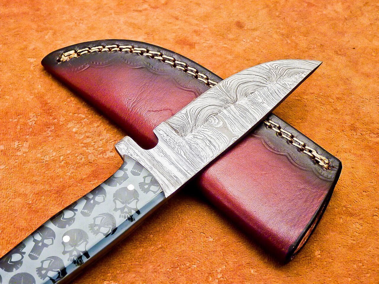 8" Handmade Damascus Bowie Knife with Resin Handle | Compact Hunting Blade