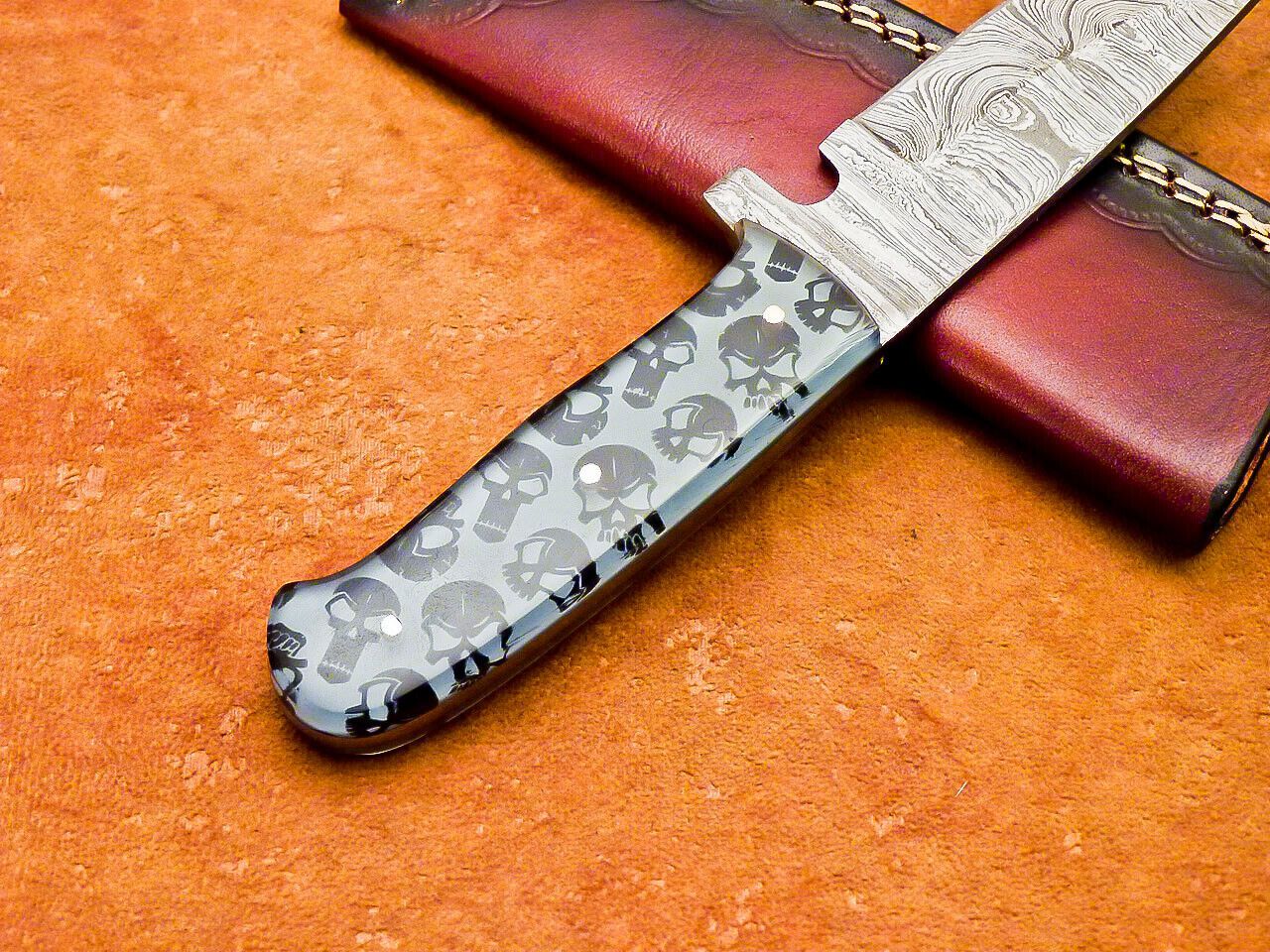 8" Handmade Damascus Bowie Knife with Resin Handle | Compact Hunting Blade