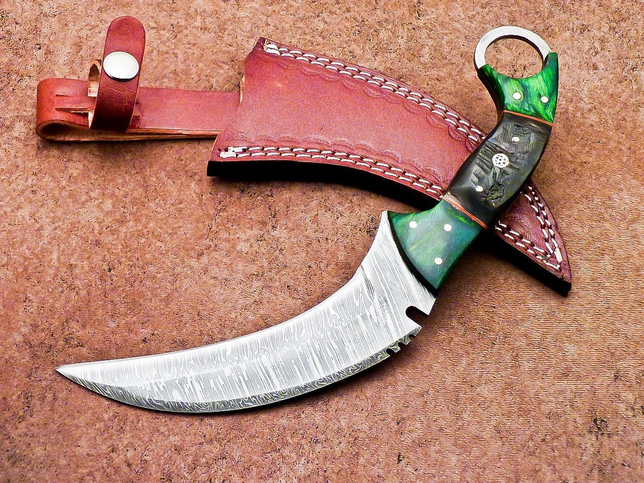 10”Damascus Karambit Knife Full Tang Damascus Steel Karambit With Horn and Wood Handle