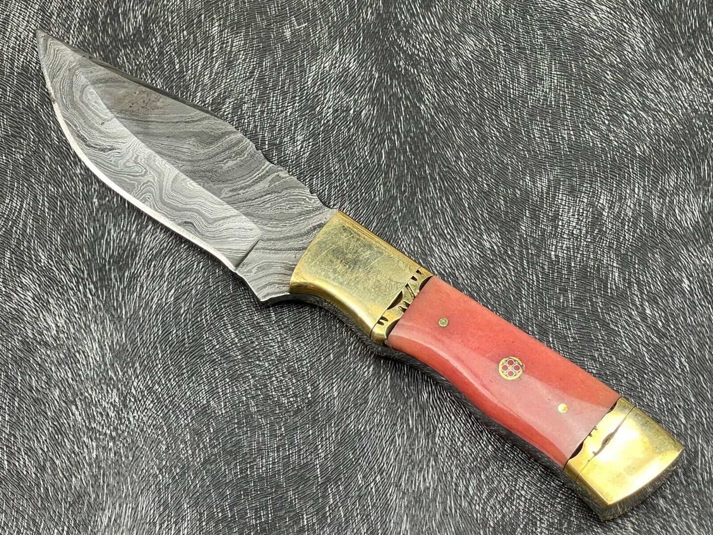 Heritage Forge 9 Inch Damascus Steel Hunting Skinning Knife with Resin Handle and brass including Leather Sheath