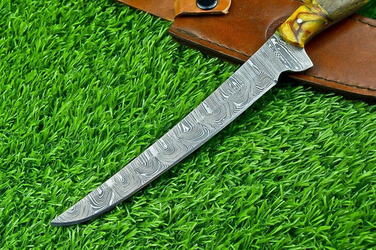 Hand Forged Damascus Steel Fillet Knife – Custom Kitchen Chef Knife with Resin & Natural Wood Handle