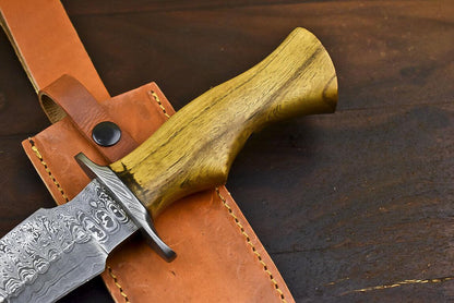 13.5" Handmade Damascus Bowie Knife – Hardwood Handle