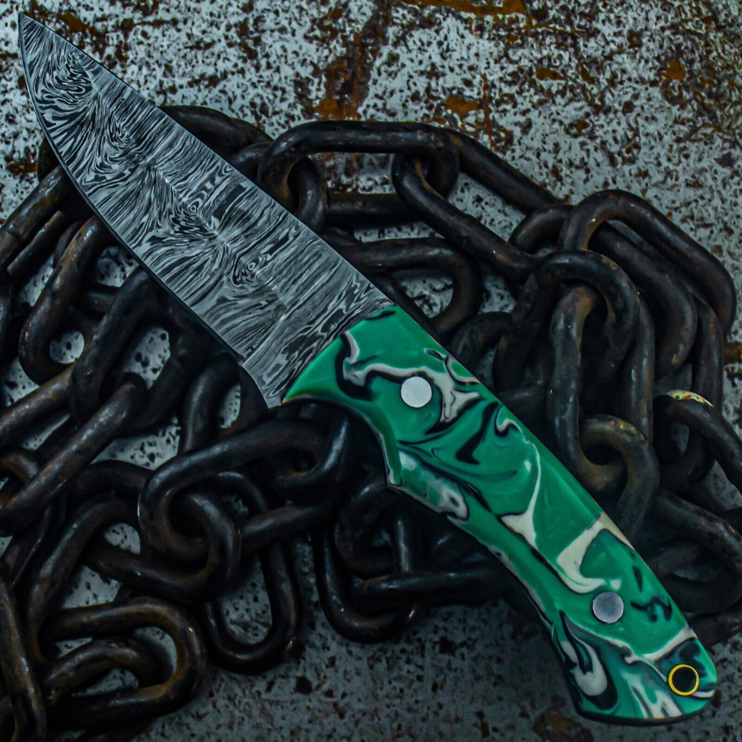 8.5 Inch Damascus Bowie Hunting Knife with Resin Handle and Leather Sheath