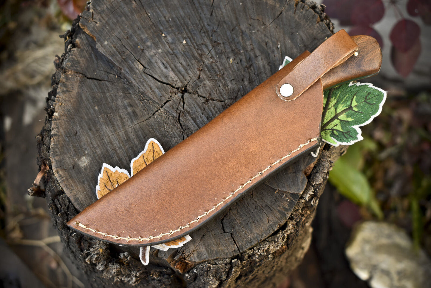 Twist Damascus Skinner Knife with Mixed Handle for Hunting and Outdoor Use