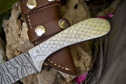 Hot Selling Damascus Skinner Knife Twist 440C Steel Blade Closeout Gift