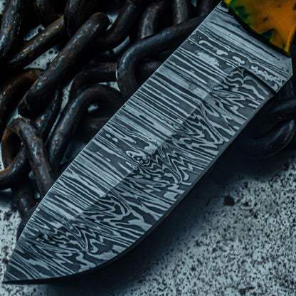 9.5" Custom Damascus Steel Bowie Knife – Resin Handle + Leather Sheath