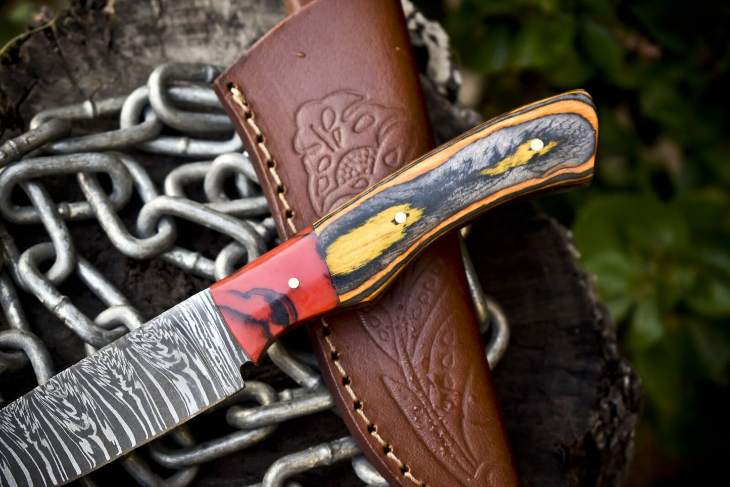 Forged Twist Damascus Skinner Knife with Hardwood Handle and Micarta Bolster – 8.5" Handmade Hunting Knife