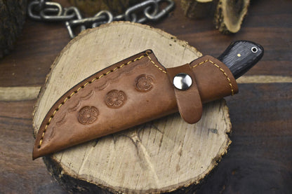 Twist Damascus Hunting Skinner Knife with Hardwood Handle and Wooden Bolster – Handmade Outdoor Blade with Sheath