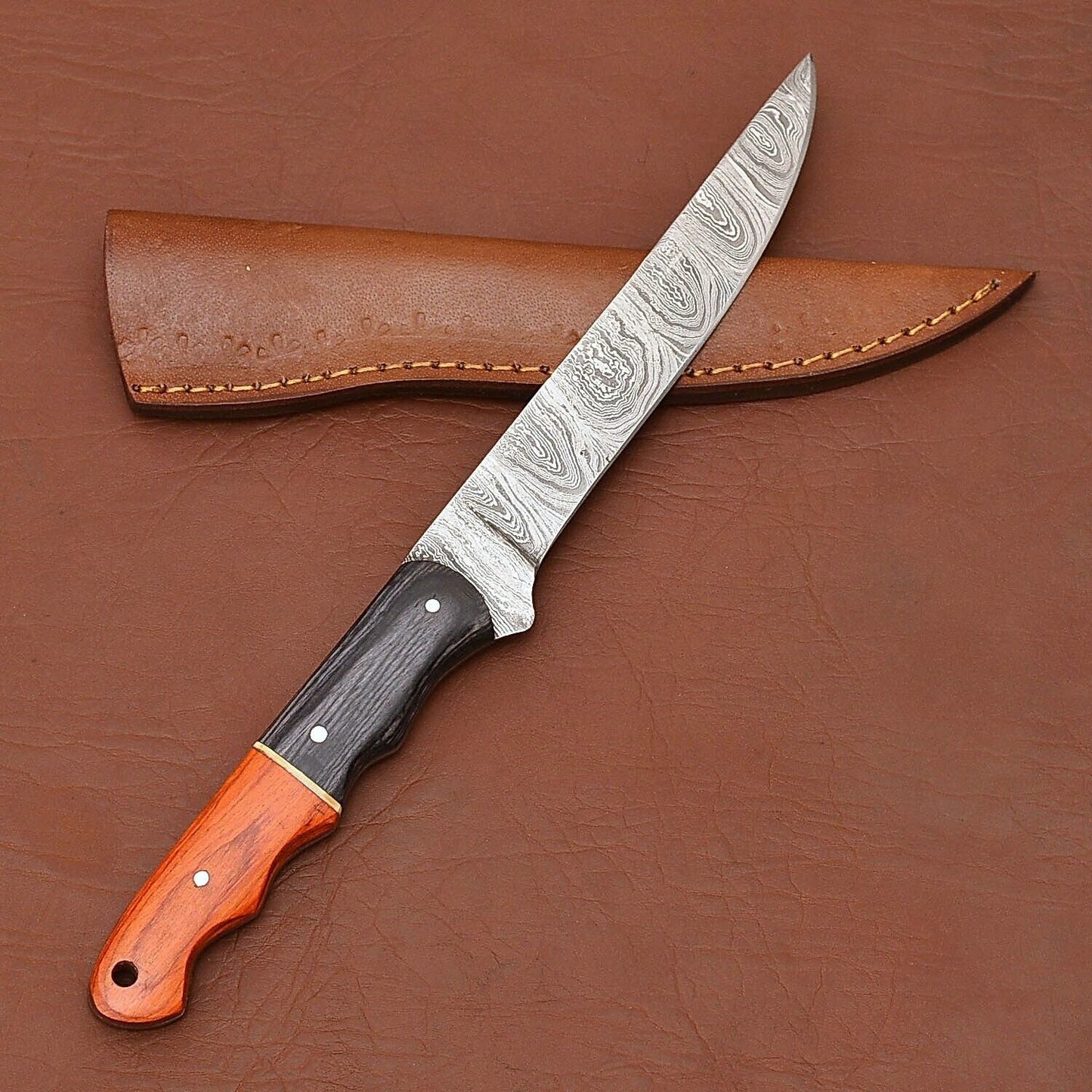 Handmade Damascus Steel Fillet Knife – Kitchen Chef Knife with Wood Handle & Leather Sheath