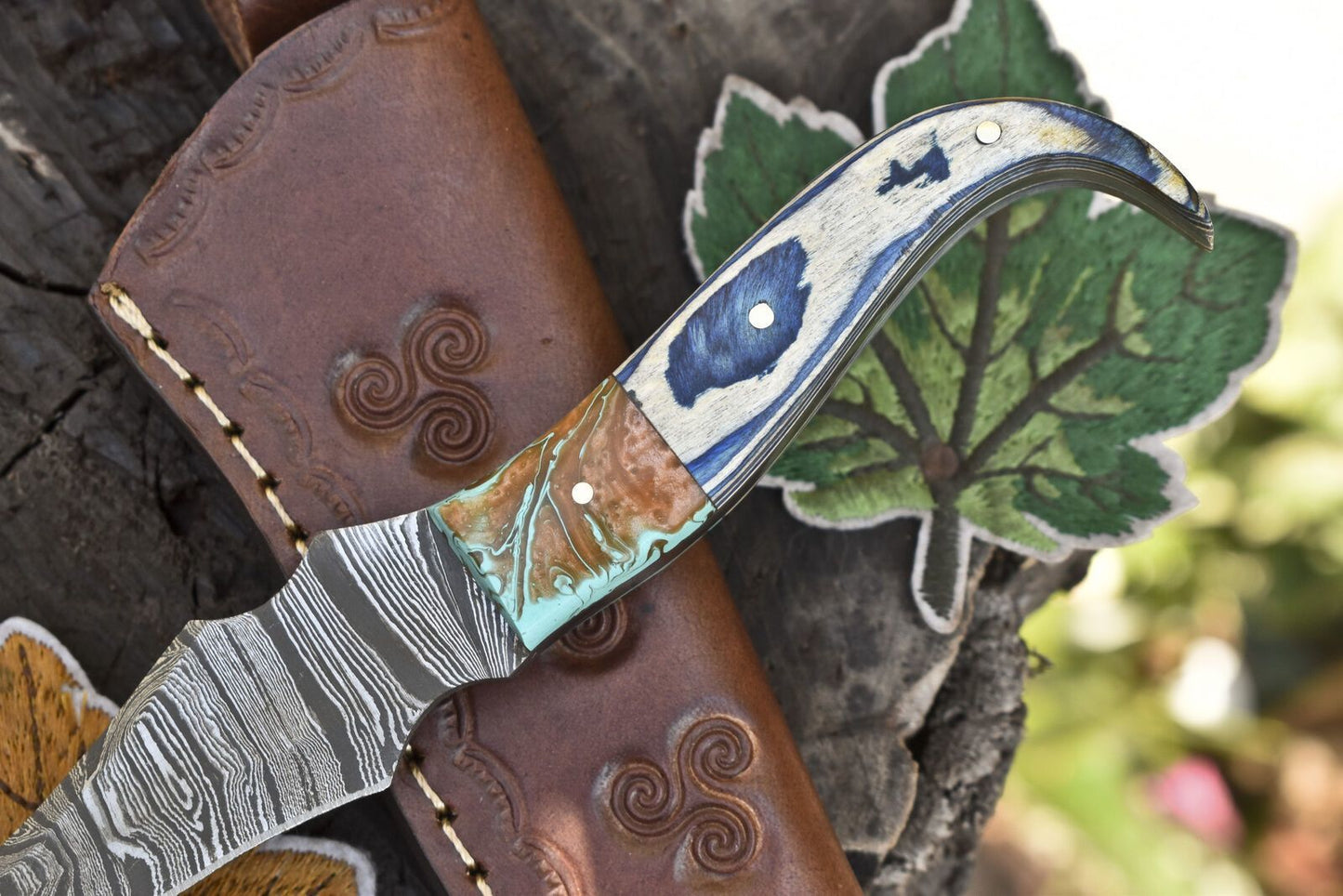 Hand Forged Twist Damascus Skinner Knife Hardwood Micarta Bolster Gift Knife
