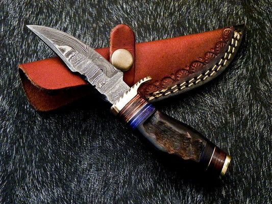 6" Damascus Hunting Knife – Ram Horn Handle with Leather Sheath