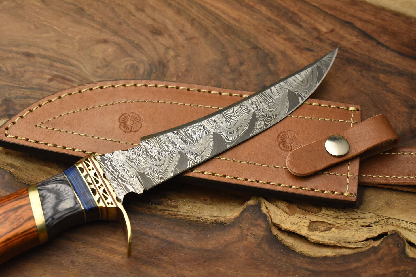Tactical Damascus Steel Bowie Knife with Hardwood Handle and Brass Guard
