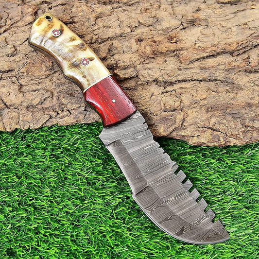 Handmade Damascus Steel Tracker Knife – Ram Horn Handle, Hand Forged Blade with Leather Sheath
