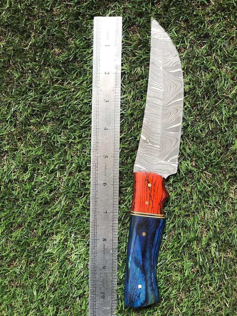 10.5" Handmade Twist Damascus Bowie Knife | Fixed Blade Hunting Knife with Leather Sheath