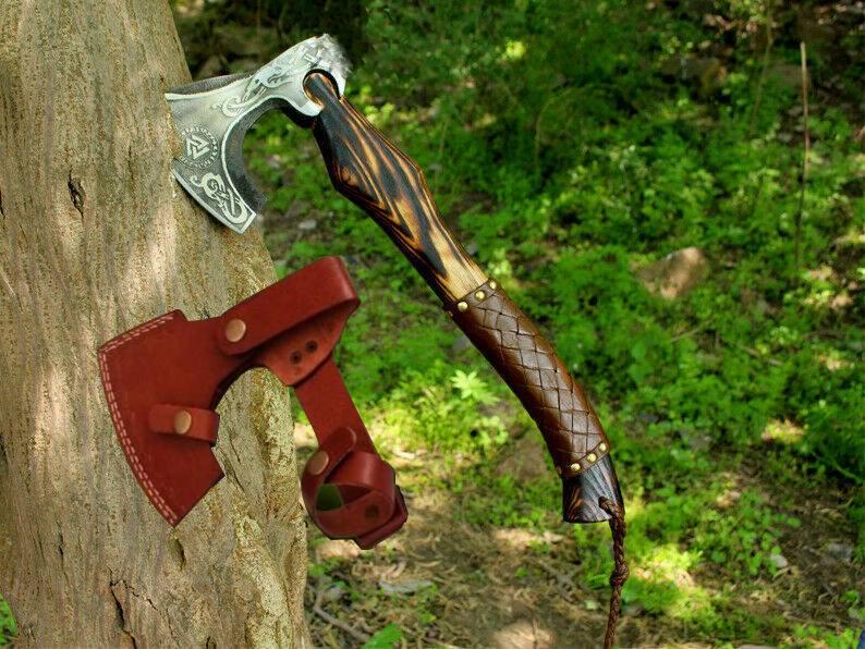 Handmade Gift Shaft Carbon Steel Throwing Viking Axe – Hatchets & Hand-Forged Axes