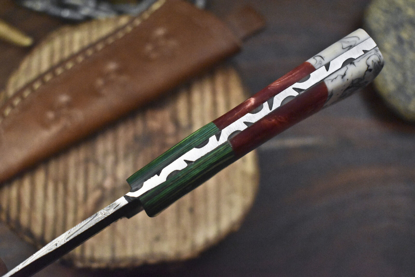 8" Handmade Twist Damascus Skinner Knife Corian Handle Wooden Bolster Sports Unique