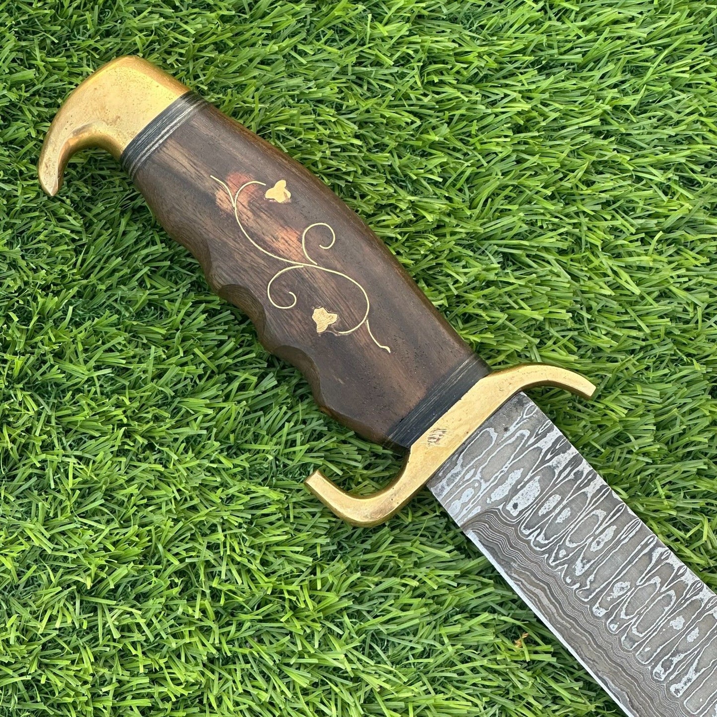 19" Handmade Damascus Bowie Scimitar – Wooden Handle & Leather Sheath