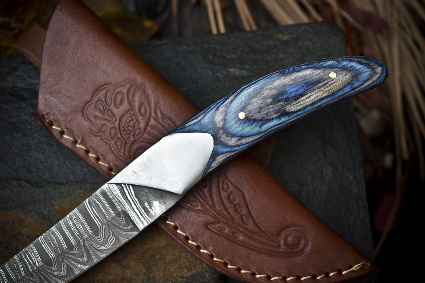 Handmade Twist Damascus Skinner Knife with Hard Wood Handle and Steel Bolster