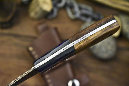 Forged Twist Damascus Skinner Knife with Gut Hook and Walnut Wood Handle – EDC Hunting Knife with Leather Sheath