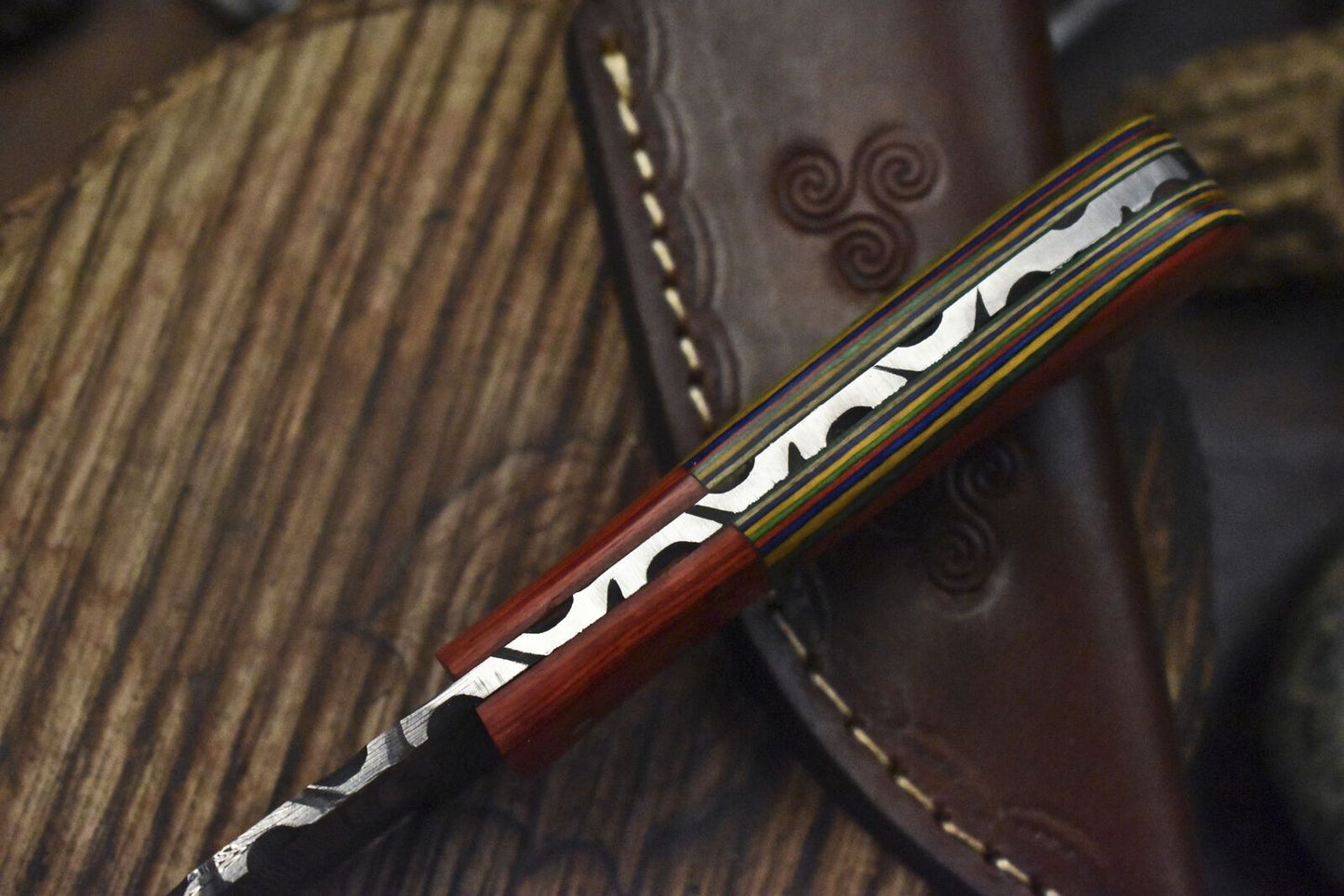 Custom Twist Damascus Skinner Knife Hardwood Wooden Bolster Tactical Blade