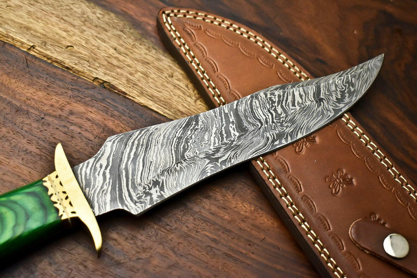 13.5 Inch Handmade Damascus Steel Hunting Bowie Knife with Hardwood Handle
