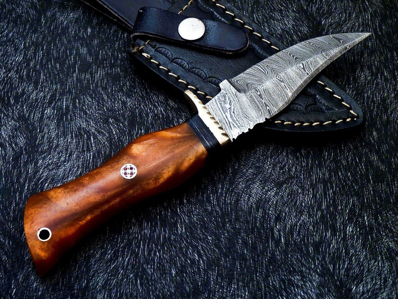 10" Handmade Damascus Steel Bowie Knife – Resin Handle with Brass Bolster & Leather Sheath