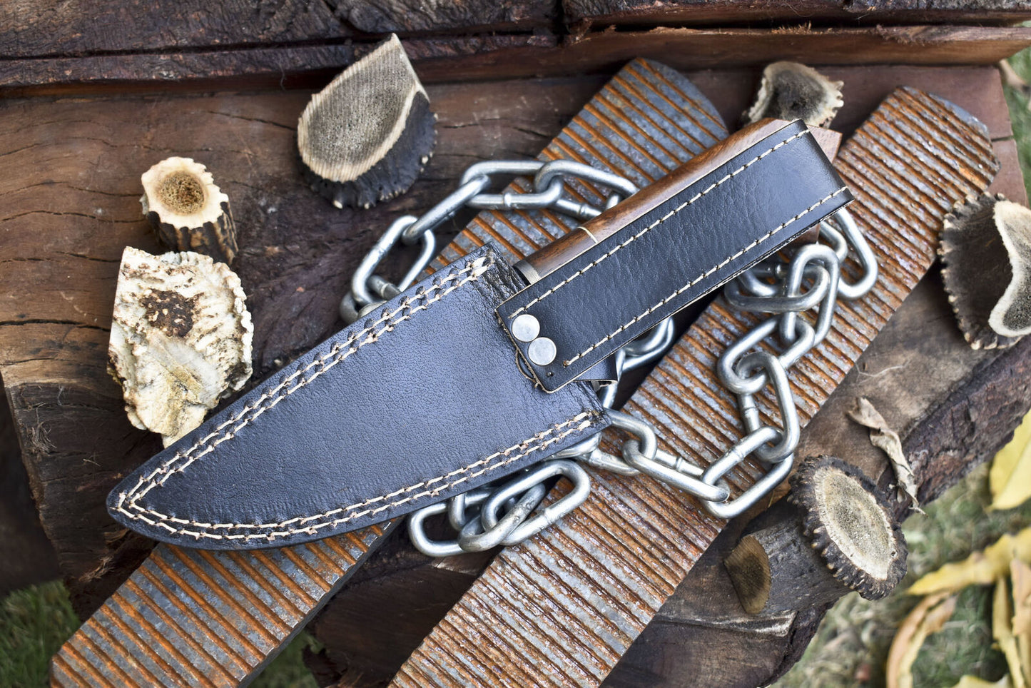 Custom Forged Rain Drop Damascus Skinner Knife with Walnut Wood Handle – Camping & Hunting Edition