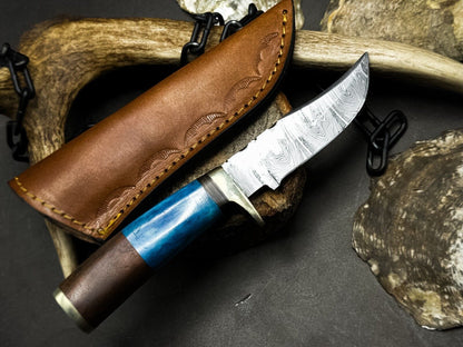 Handmade Damascus Steel Hunting Knife – Bone Handle with Leather Sheath