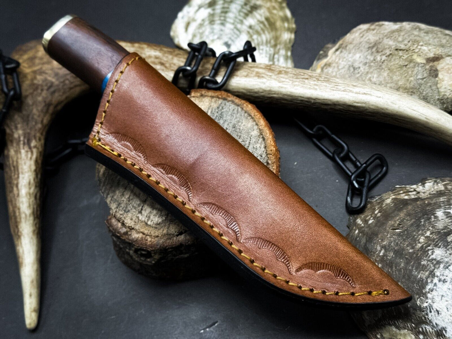 Handmade Damascus Steel Hunting Knife – Bone Handle with Leather Sheath