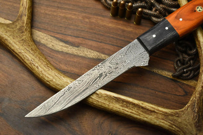 Premium Hand Made Damascus Steel Chef Knife – Full Tang Kitchen Knife with Hard Wood Handle