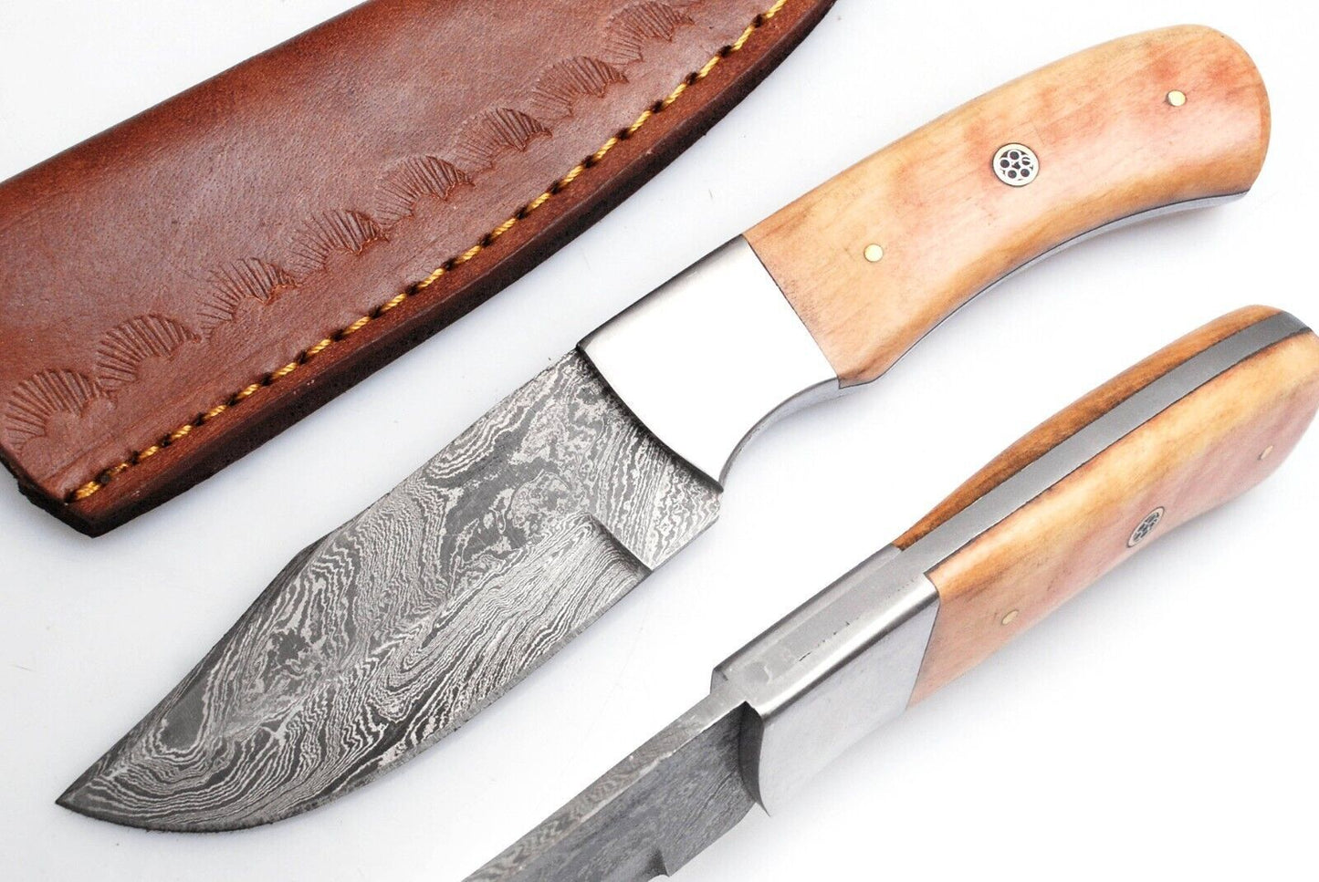 Damascus Skinner Knife – 8" Handmade Fixed Blade with Wood Handle & Leather Sheath