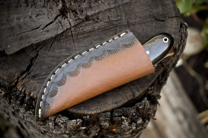 Twist Damascus Skinner Knife with Bull Horn Handle – Custom Handmade Camping Knife