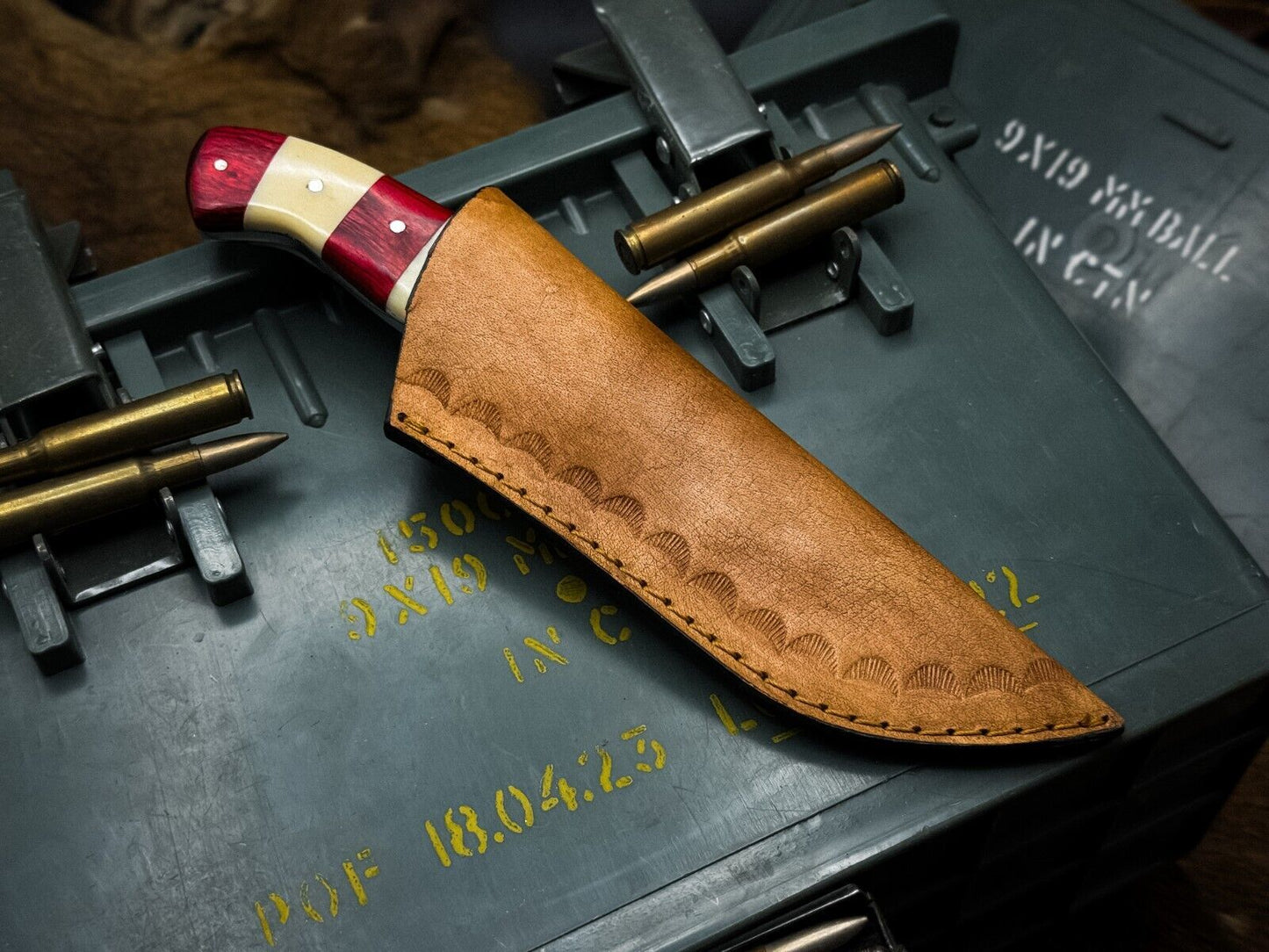 Heritage Forge Handmade Damascus Steel Hunting Knife with Wood Handle and Leather Sheath – Full Tang Clip Point Blade