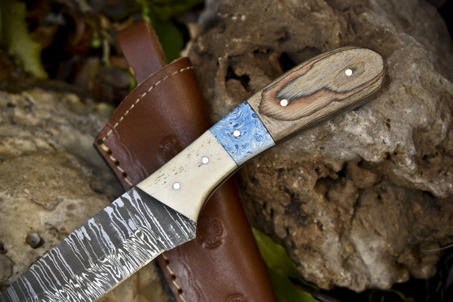 Custom Twist Damascus Skinner Knife with Mixed Material Handle for EDC and Bushcraft