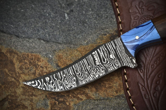 Twist Damascus Skinner Hunting Knife with Walnut Wood Handle and Micarta Bolster – Custom Handmade Fixed Blade Knife