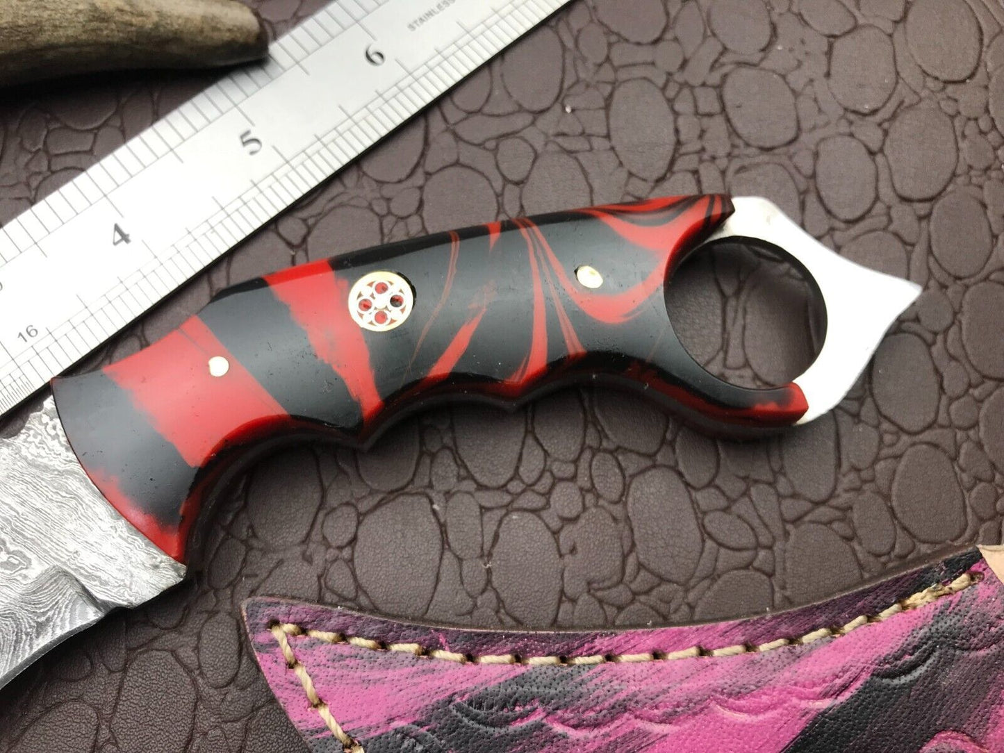 Best 8" Damascus Karambit Knife Full Tang Damascus Steel Karambit with Resin Handle