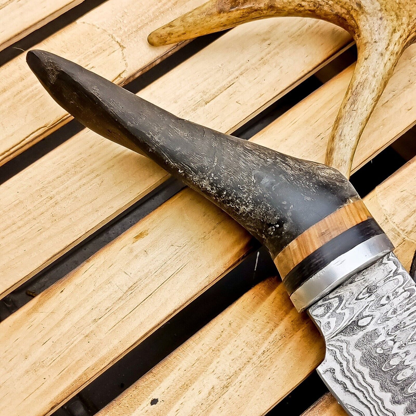 8.5" Custom Damascus Steel Bowie Knife – Ram Horn Handle